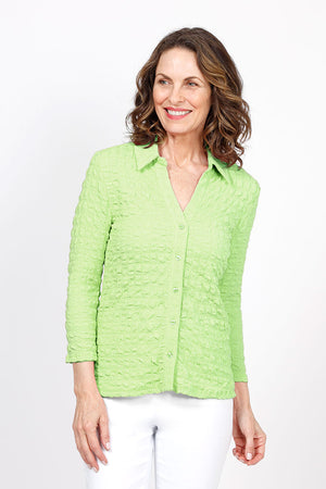 Top Ligne Pucker Button Down Top in Kiwi. Pointed collar with v neck. Puckered button down. 3/4 sleeve. Relaxed fit._35577128976584