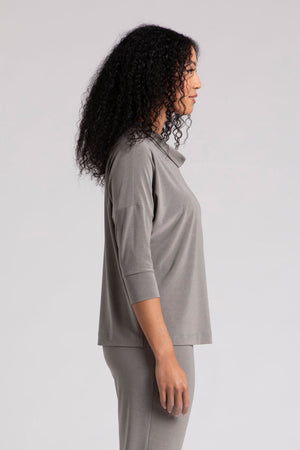 Sympli Slouch Sweatshirt in Melange Sand. Heathered medium beige fabric. Draped cowl neck top with dolman 3/4 sleeve with cuff. Drop shoulder. Relaxed fit._35103235801288