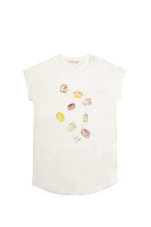 Cream colored sleeper shirt with pastel macarons printed and words "sweet dreams"_34788930552008