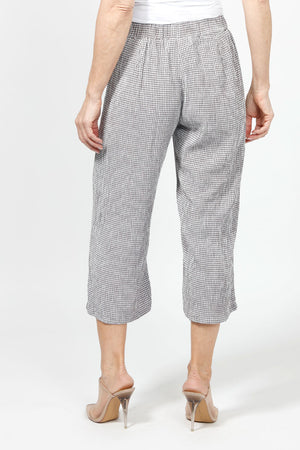 Organic Rags Check Print Easy Crop Pant in Cobblestone Gray. Crinkled check fabric. Elastic waist with 2 side pockets. Wide leg. 21" inseam._34989770309832