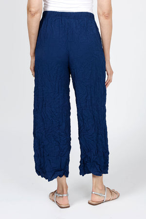 LIV by Habitat Crimped Easy Crop Pant in Navy. 1 1/2" waistband crinkled pull on pant with side seam pockets. Leg falls straight from hip. 26" inseam_35347051643080