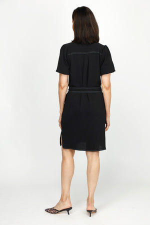 Top Ligne Bubble Sleeve Shirt Dress i Black.  Pointed collar button down shirt dress with short bubble sleeves.  Contrast color top stitching.  Self belt.  Side slits.  Relaxed fit._60216376721774