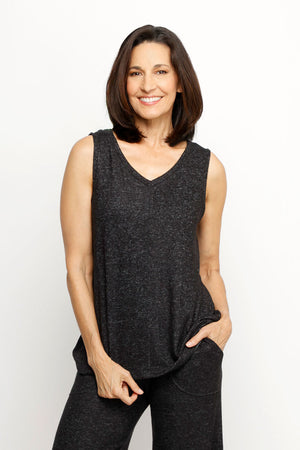 Top Ligne Soft Knit Seamed Tank in Black.  Heathered v neck sleeveless tank.  Center front sewn seam.  Solid stitching around neckline, armhole and hem.  Relaxed fit._61516734693742