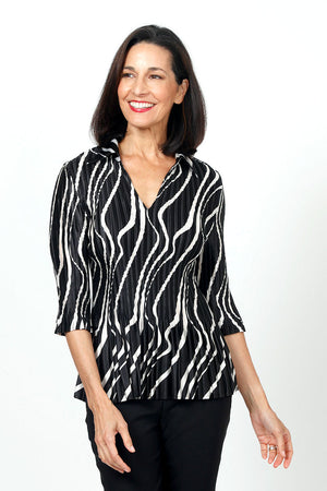 Top Ligne Wavy Lines Pleated Top in Black with white wavylines.  Open v neck with pointed collar.  3/4 pleated sleeves.  Vertical pleats. One size fits many.  Relaxed fit._34620935176392