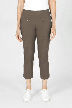Elliott Lauren Slant Pocket Crop Cargo Pant in Toast.  Pull on pant with hidden elastic waistband.  Slant front cargo pockets.  2nd cargo pocket on side.  Stud detail.  Center seam detail.  24 1/2" inseam. _61236680720750