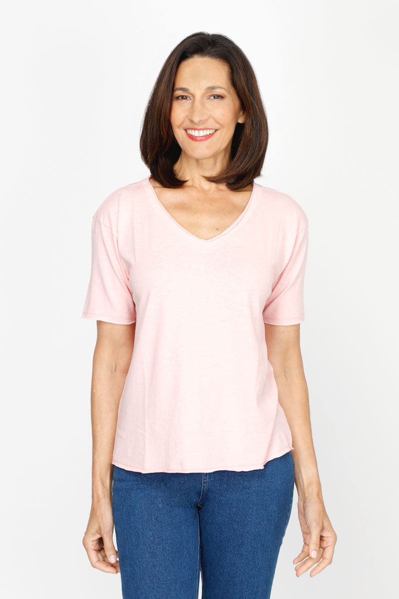 Mododoc Open V Boxy Tee – Evelyn and Arthur