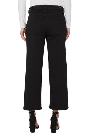 Liverpool Stride Wide Leg Crop in Black Rinse_61496811979118