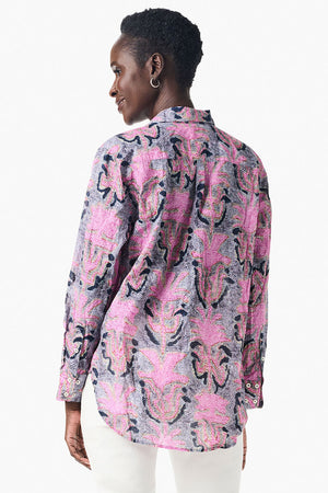 NIC+ZOE Petal Patch Boyfriend Shirt in Pink Multi. Stylized abstract floral print. Pointed collar button down with long sleeves and adjustable 2 button cuff. Back yoke, shirt tail hem. Relaxed fit._35249405067464