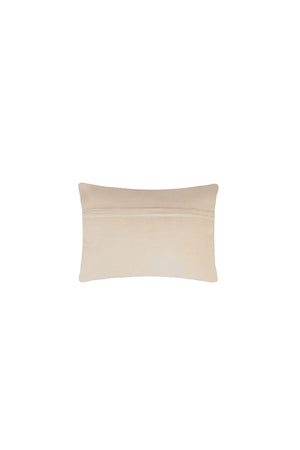 Time to boo-gie! This Halloween latch hook pillow is the perfect ghost-inspired touch for any chair, bed, or sofa. This fa-boo-lous pillow is handmade with dyed wool and backed with a soft velvet fabric and zipper closure._34426741883080
