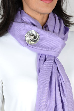 The Shell and Pearl Magnetic Brooch features a luminous cream color pearl bead in the center, and textured petal like swirls outlined by rows of sparkling rhinestones. Wear on a jacket, blouse, dress, hat, purse, and more - No limitations on placement!_32842017800392