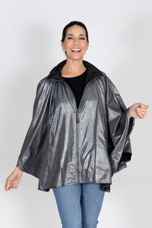 Protect your self from those pesky rain drops! Stay dry with the Sporty Rap! Easily folds up in a pouch to fit in your bag, this Sporty Rap zippers on to protect you in a hurry. Hidden inside the collar is a folded up hood to protect your hair too! Pack in your handbag for all your outside events. If you live in Florida, you never know when it will rain!_33794736324808